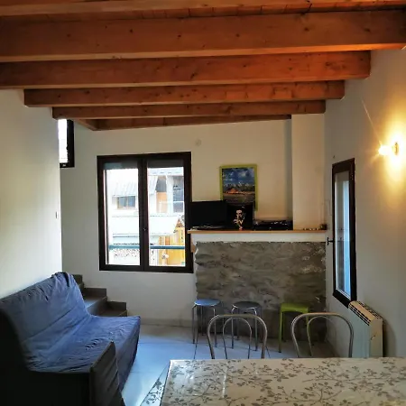 4-6 Personnes A Proximite Des Stations Et Grands Cols *